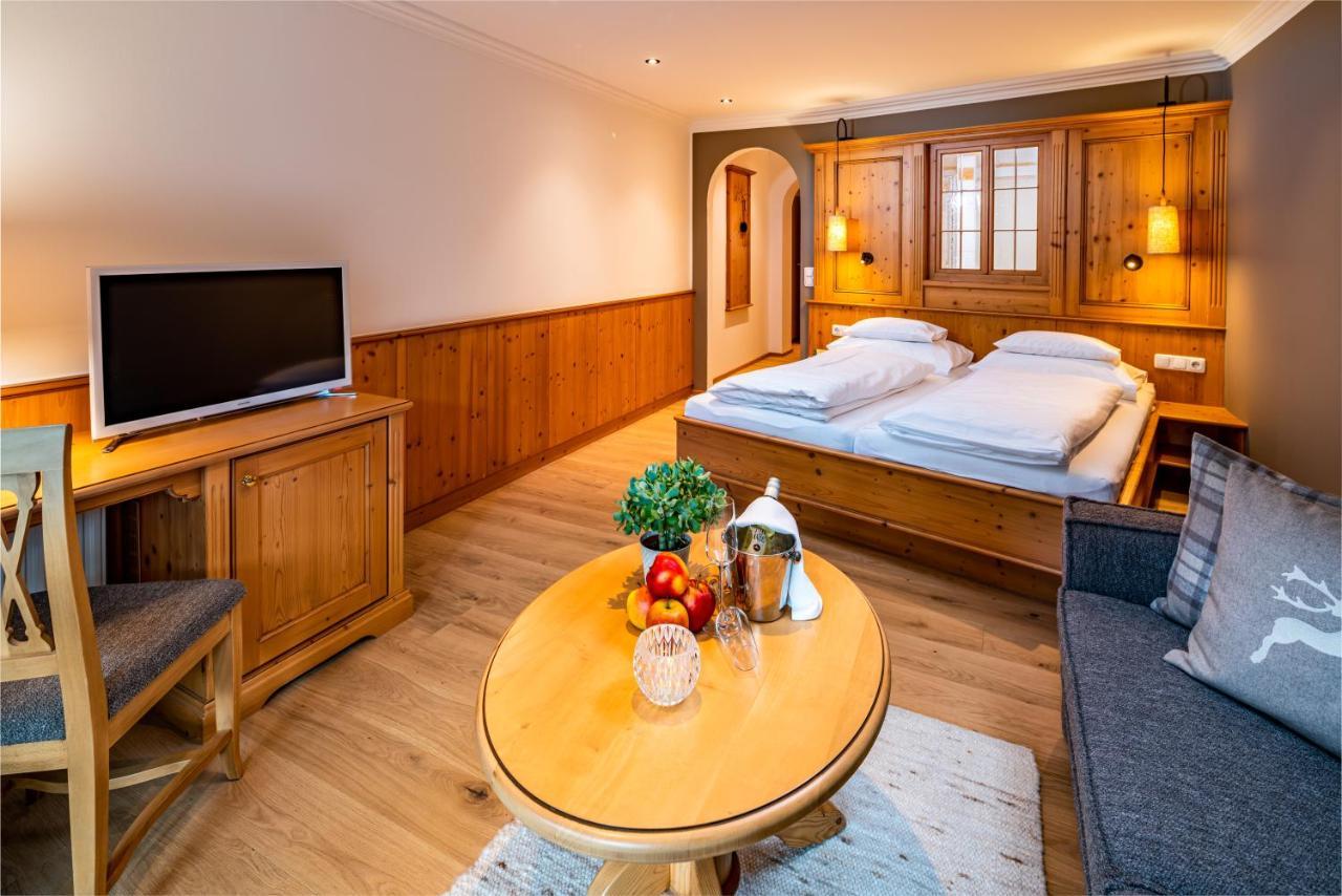 Hotel Fischerwirt Natur Waldspa Faistenau Buitenkant foto