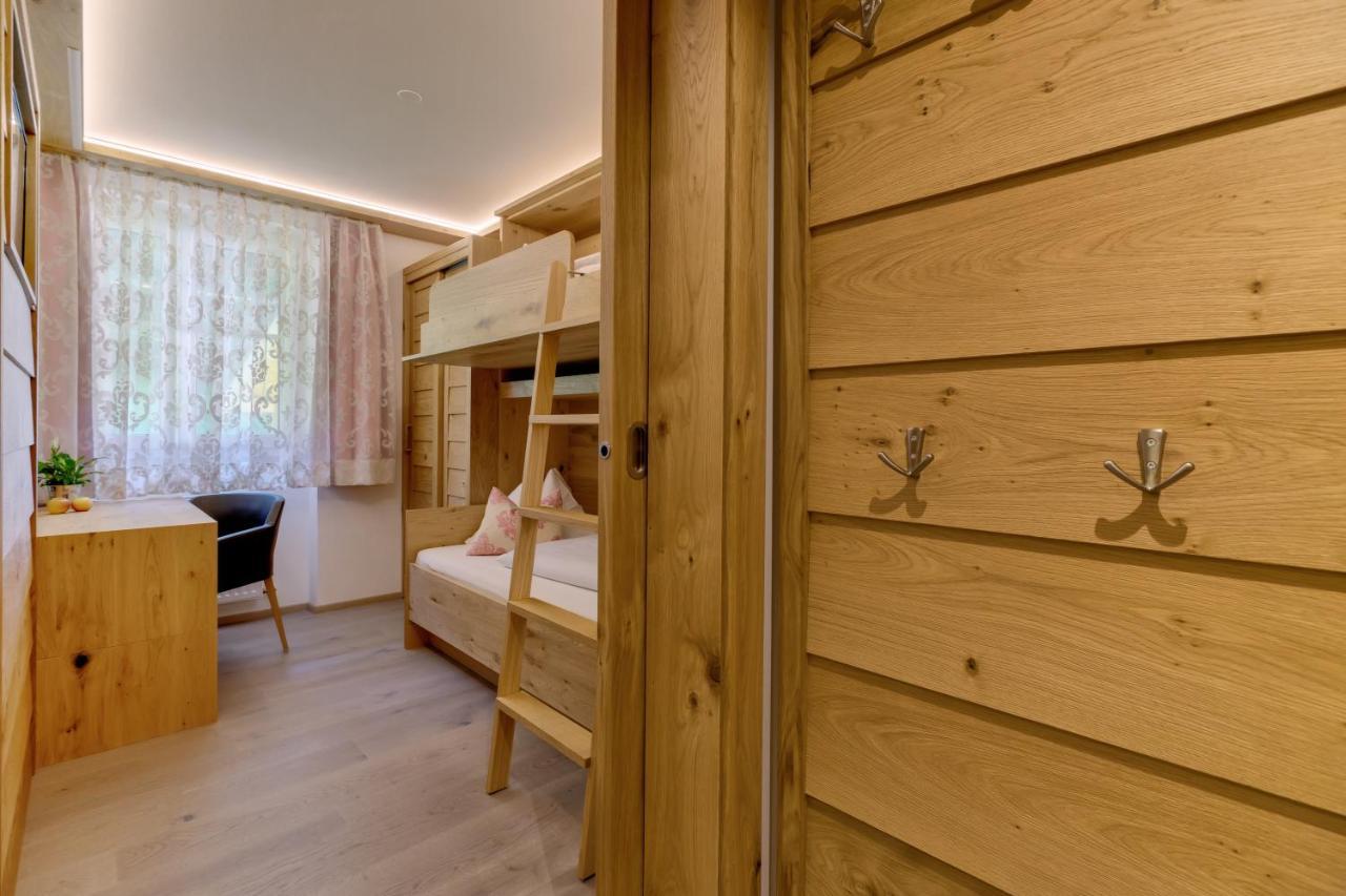 Hotel Fischerwirt Natur Waldspa Faistenau Buitenkant foto